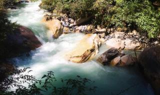 东拉山大峡谷风景区 东拉山大峡谷风景区