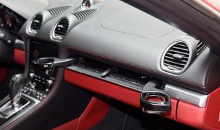 保时捷Boxster和cayman的比较 保时捷boxster报价