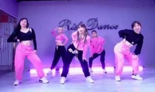 最具创意的年会节目 最具创意的年会节目